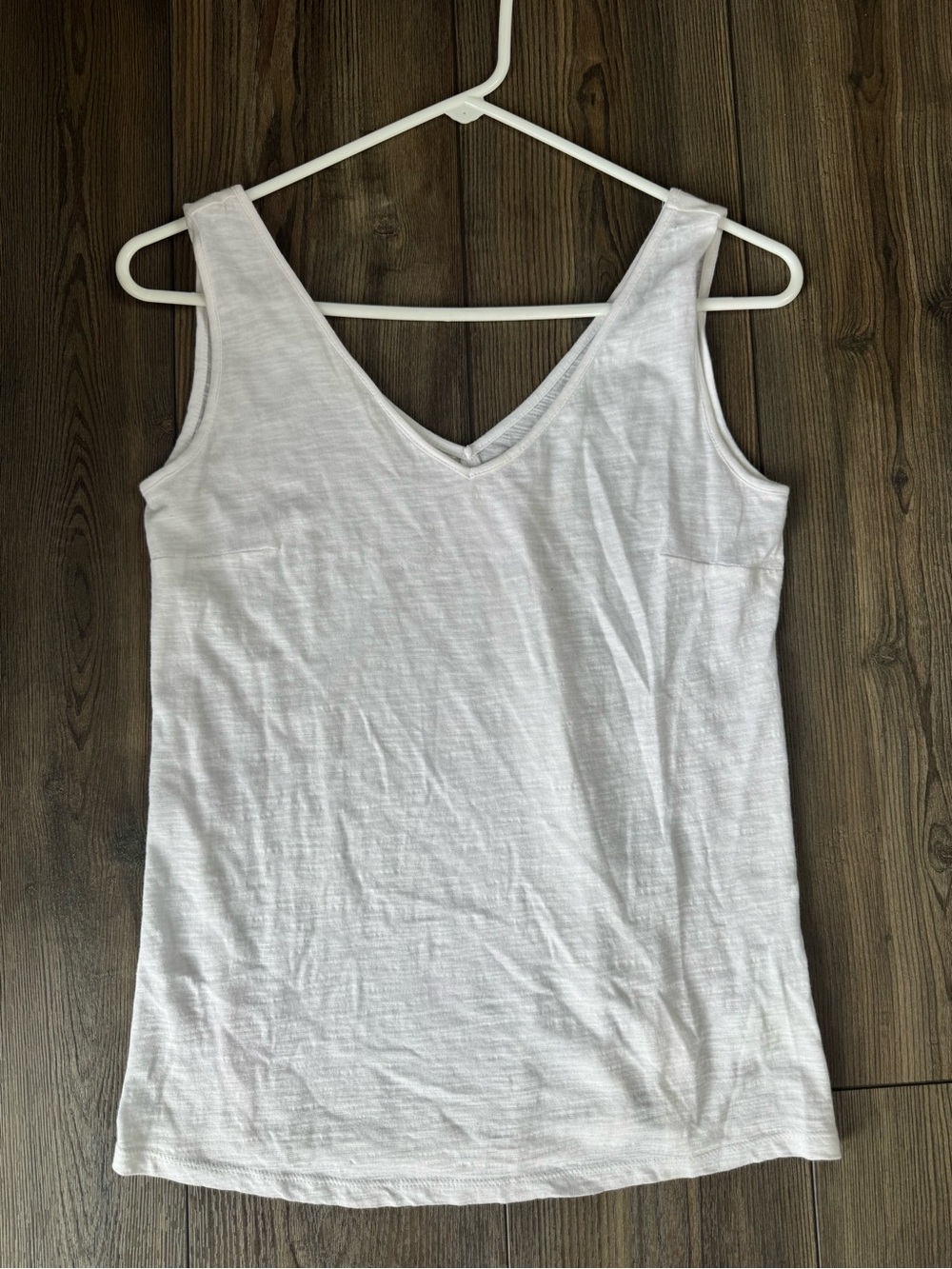 Lilly Pulitzer White V-Neck Tank Top - XS
